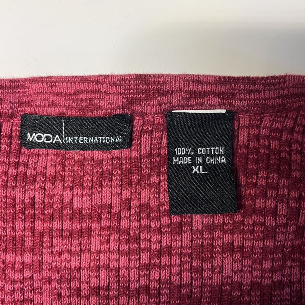 Sweater - Picture 4 of 6